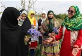 معاون رئیس‌جمهور از مزرعه گل سنبل در شهرستان ساری بازدید کرد