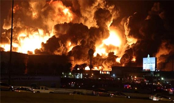 المیادین: تأسیسات آرامکو در جده تقریبا به‌طور کامل سوخته است / عربستان: کمبود نفت جهانی به ما مربوط نیست