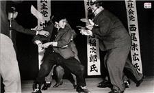 گوناگون/ عکسی تاریخی از لحظه ترور رهبر حزب سوسیالیست ژاپن