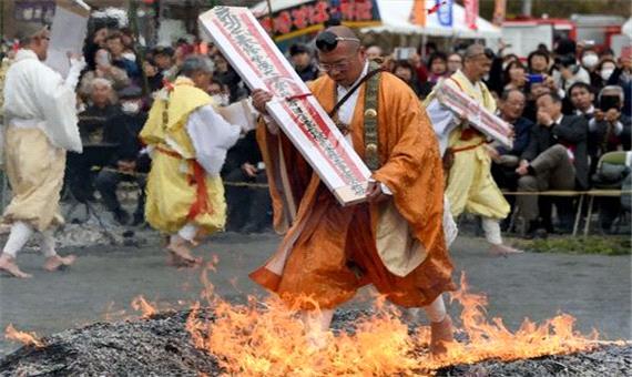 برگی از تاریخ/ خودسوزی راهب بودایی علیه شکنجه!