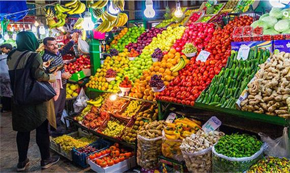 کاهش قیمت میوه و صیفی در بازار؛ موز ارزان شد آناناس گران!