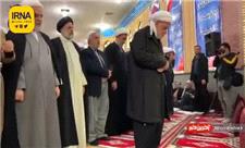 تصاویری از اقامه نماز جماعت رئیس‌جمهور، با جمعی از علمای اهل سنت و شیعه کردستان