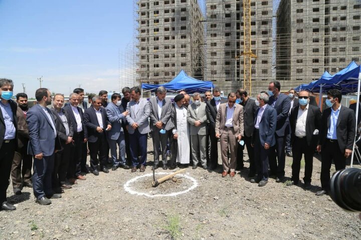 کلنگ احداث ۴۴۲ واحد مسکونی در منطقه ۱۵ به زمین خورد