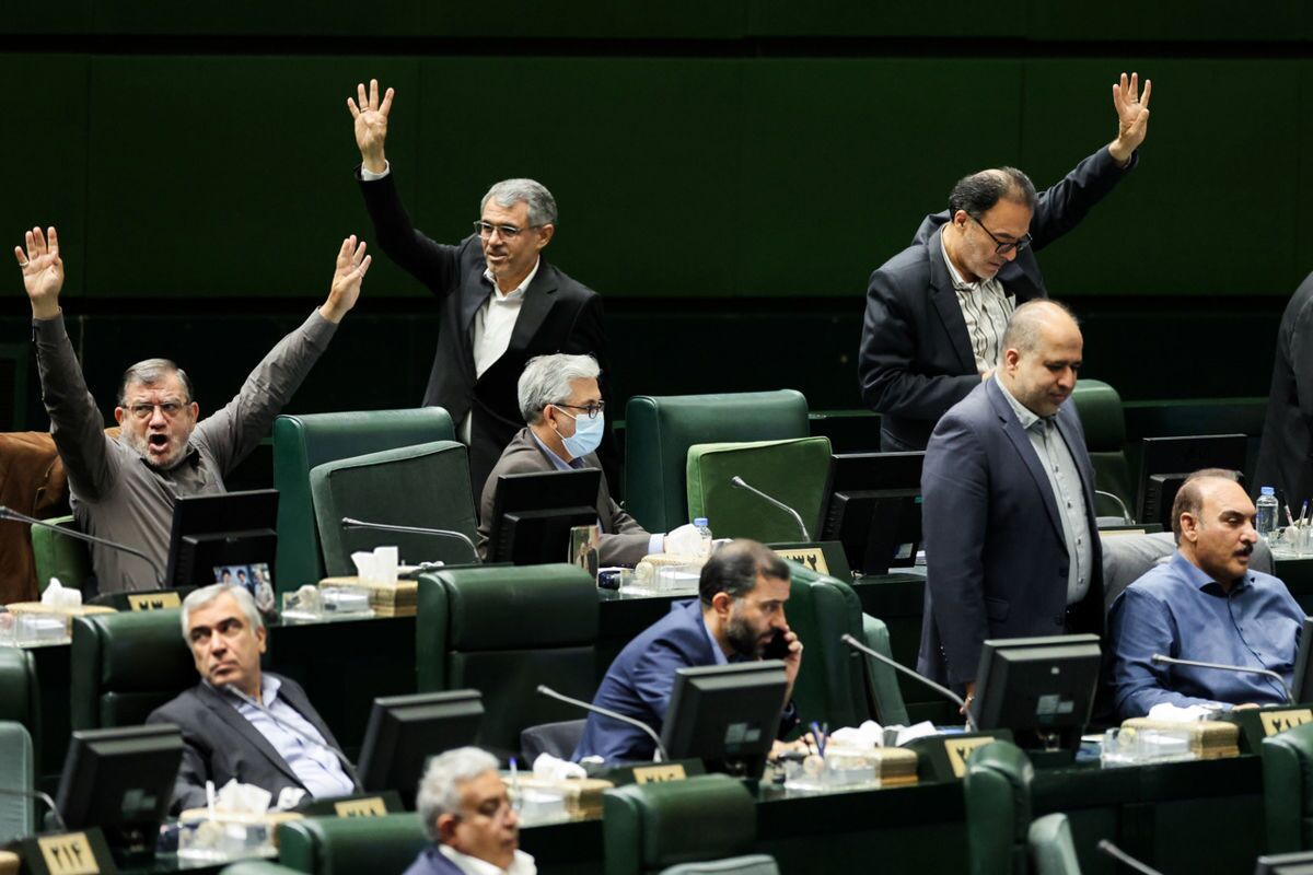 با طرح سه فوریتی مجلس برای خروج از NPT چه اتفاقی رخ خواهد داد؟