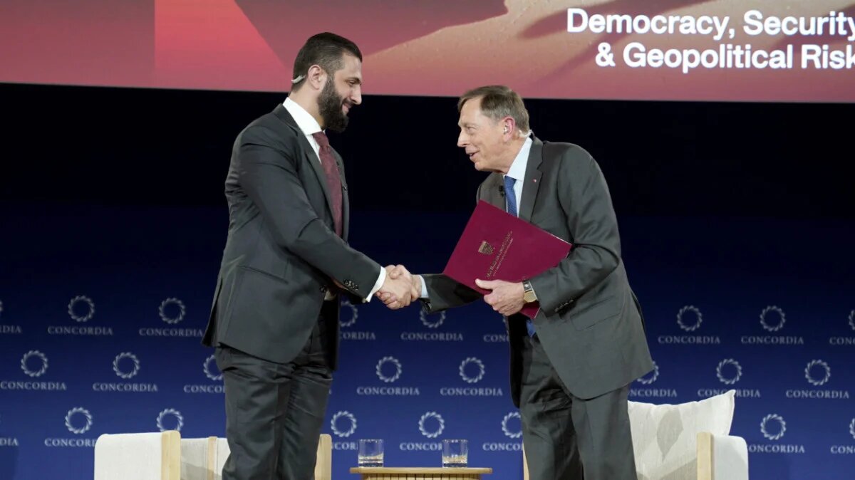 رئیس سابق CIA به رهبر سابق داعش سوریه: من هوادار تو هستم!
