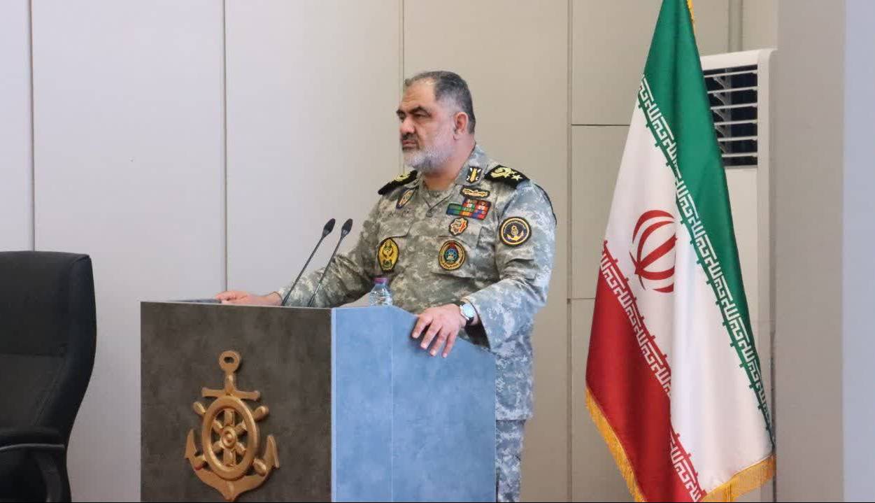 امیر ایرانی: دشمن با جنگ ترکیبی درپی نفوذ است