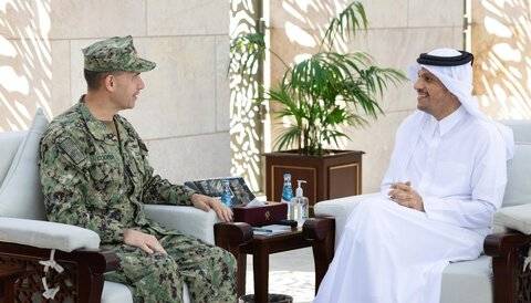 دیدار فرمانده سنتکام با مقامات قطر