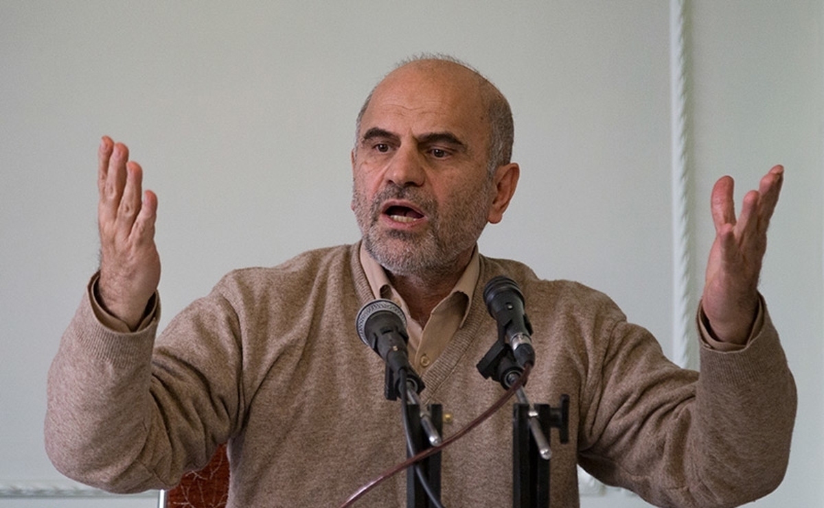 فرشاد مومنی: با تاسیس بانک‌های خصوصی نرخ رشد نقدینگی ده‌هزار درصد شد!