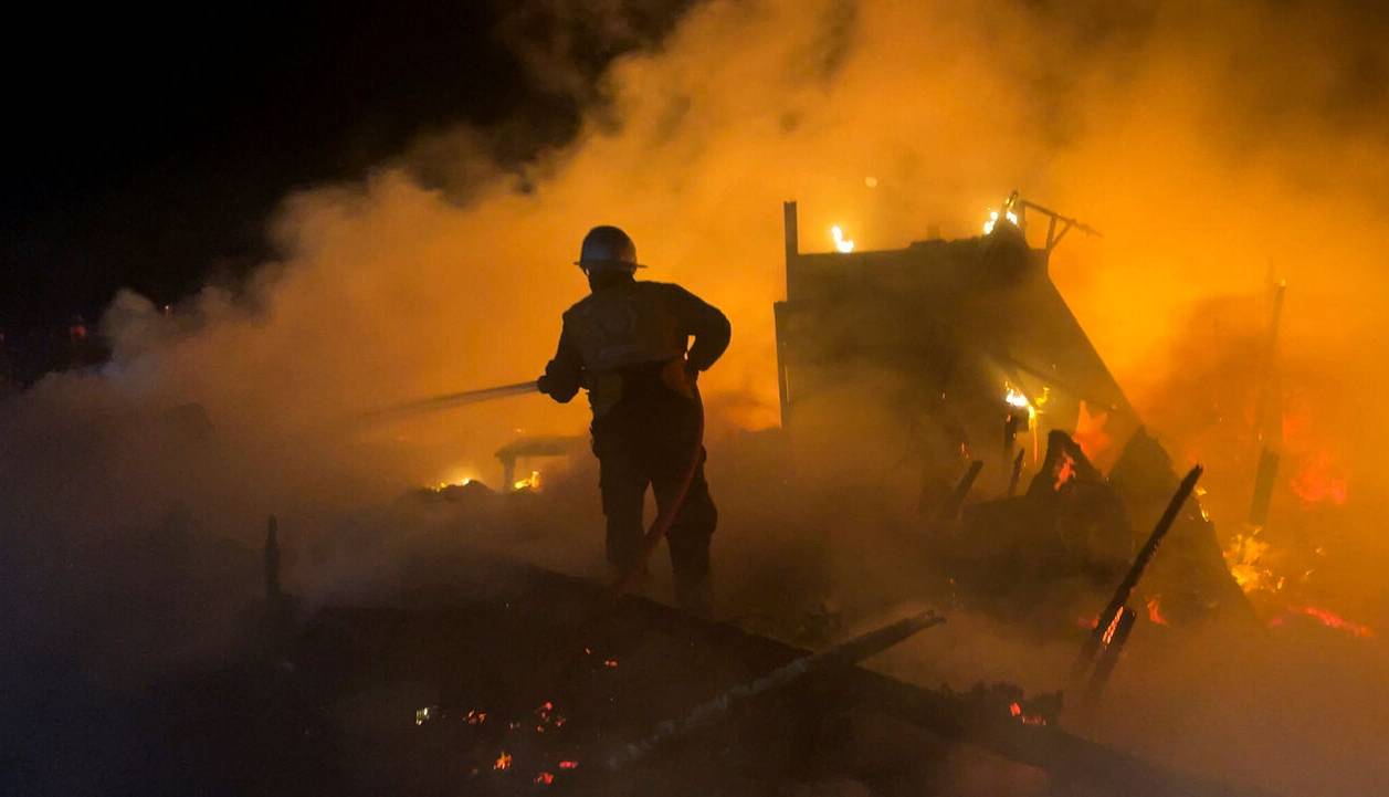 حملات رژیم صهیونیستی در شرق غزه و سواحل خان یونس