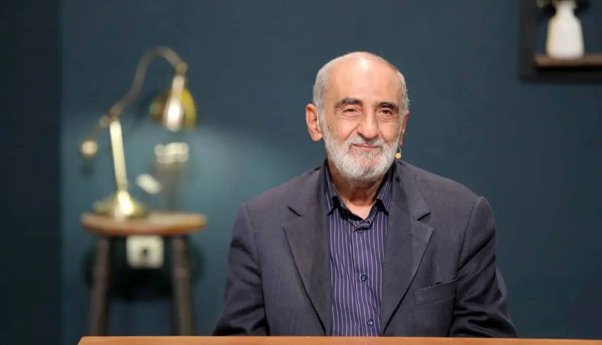 کنایه «مدیرمسئول کیهان» به رئیس جمهور با یک شعر