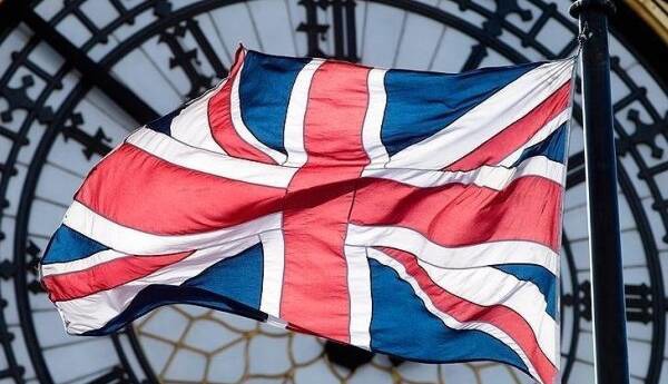 انگلیس:روسیه از لحاظ نظامی بسیار قدرتمند است؛باید برای جنگ آماده شویم!