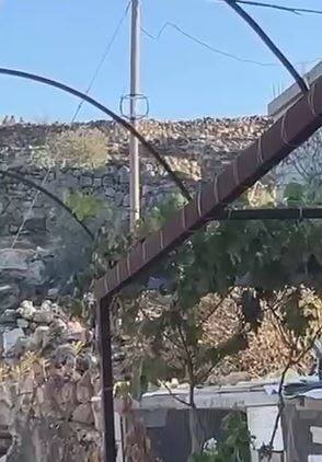 یورش شهرک‌نشینان و نظامیان صهیونیست به جنوب الخلیل