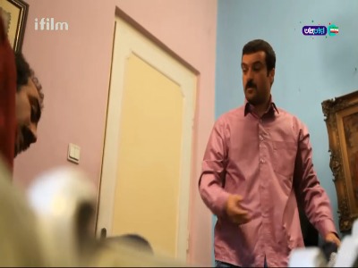 رو تخت دو نفره، سه نفره بخوابیم؟