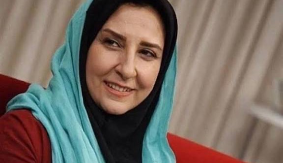 چهره‌ها/ استایل متفاوت مرجانه گلچین با اکسسوری‌های خاصش