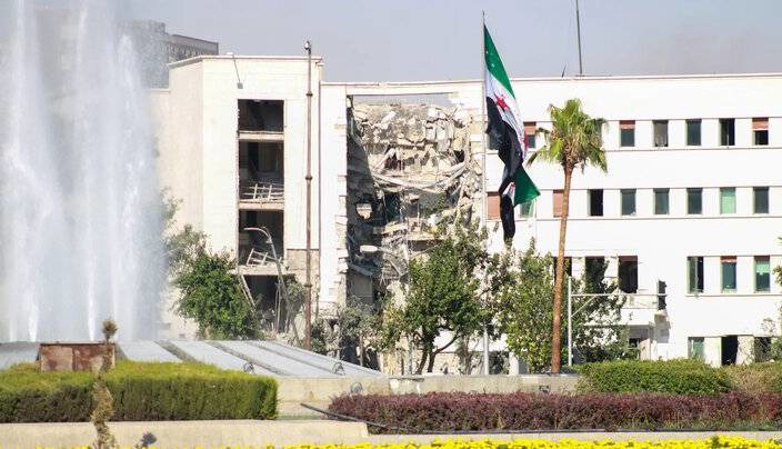 واکنش رژیم جولانی به بمباران ده‌ها نقطه در سوریه توسط آمریکا