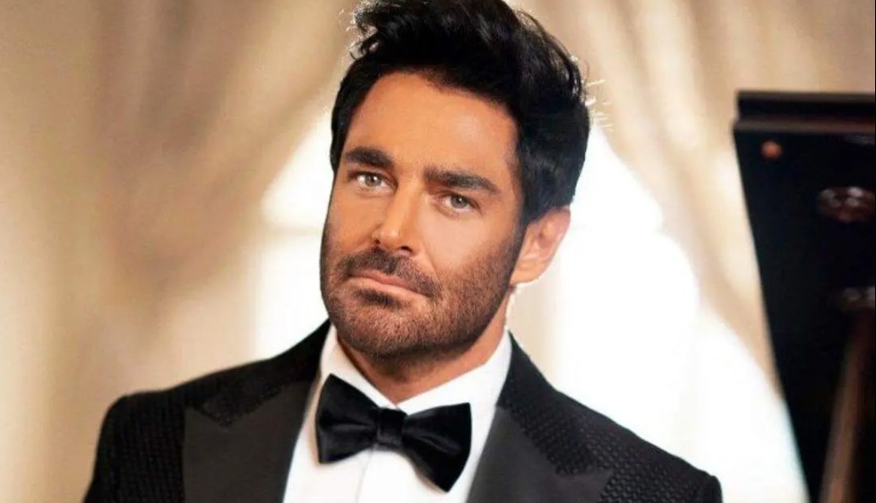 عکس عجیب رضا گلزار برای شب یلدا سوژه مجازی شد