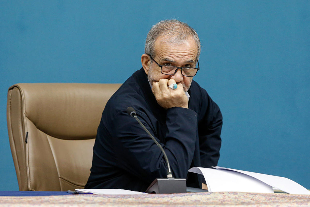 پزشکیان: بدون نظر کارشناسی قادر نخواهیم بود از بحران‌ها خارج شویم