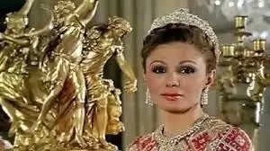 سفر در زمان؛  تصویر فرح پهلوی  اوایل دهه ۴۰ خورشیدی