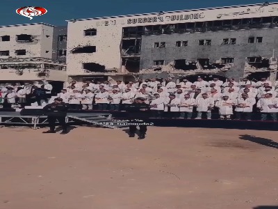 فارغ‌التحصیلی ۱۶۸ پزشک در حیاط بیمارستان الشفا