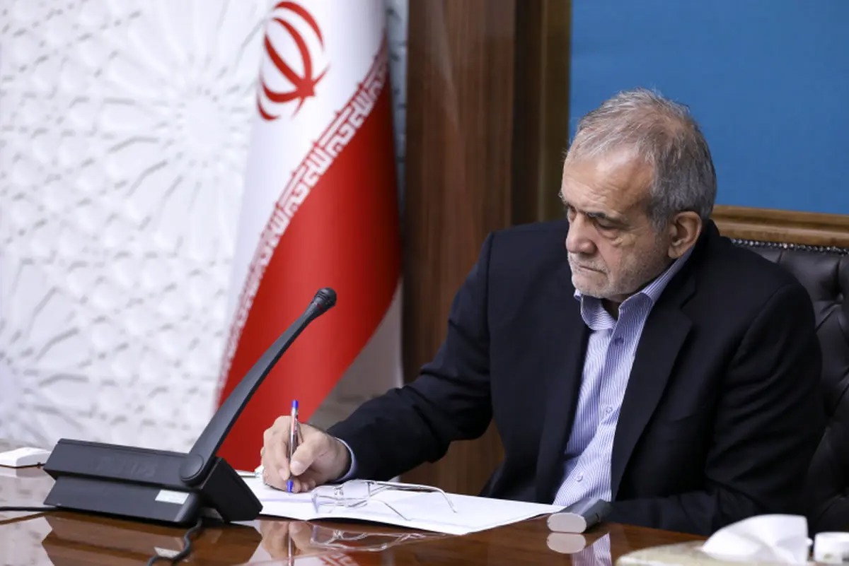 پیام تسلیت پزشکیان در پی درگذشت زنده یاد بهرام بیضایی