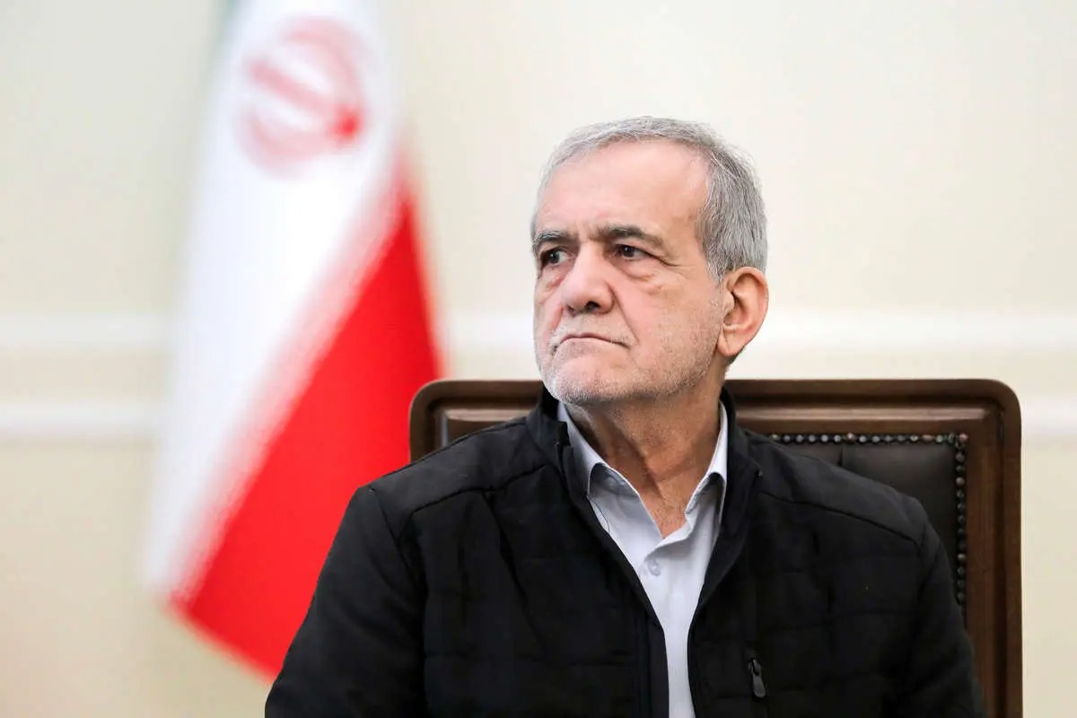 پزشکیان: از مردم بپرسید چند درصد راست و چپ را قبول دارند