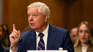 صحبت‌های وقیحانه سناتور آمریکایی درباره کشتار ایرانی‌ها توسط موساد