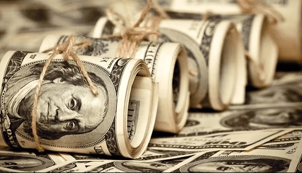 تقاضا برای دلار کاهش یافت