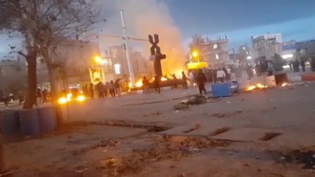 سرمقاله کیهان/ این ساز بدصدا علیه اسلام و استقلال کوک شده است