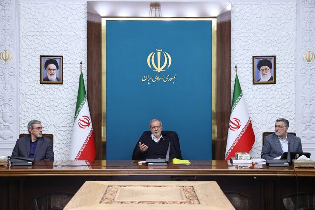 تاکید پزشکیان برای رسیدگی به وضعیت جسمی و روحی آسیب دیدگان حوادث اخیر