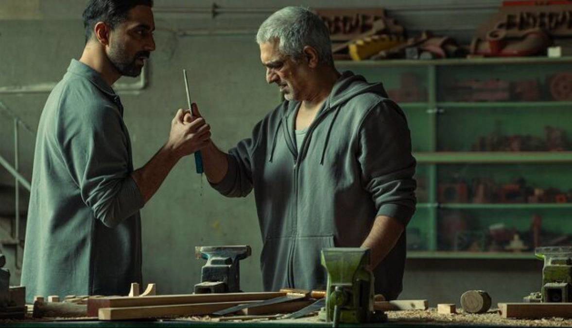 «پروانه» فیلمی سرگردان و ملغمه‌ای از هیچ برای هیچ است