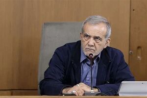 رئیس‌جمهور: معتقد هستم باید جنگ را کنار بگذاریم، اما در مقابل زورگو سر خم نمی‌کنیم