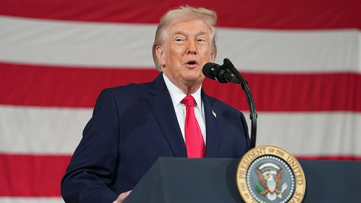 ترامپ: ایران نباید سلاح هسته‌ای داشته باشد