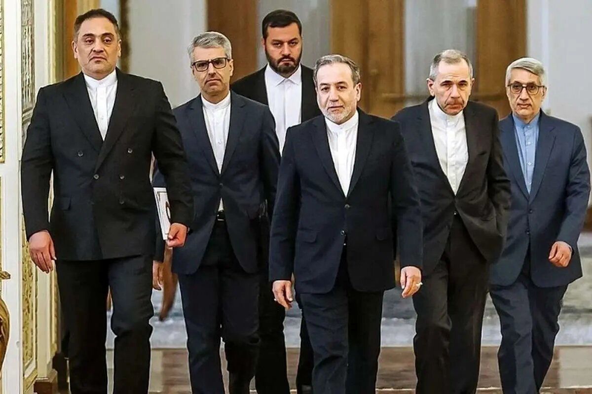 چرا ایران حاضر به مذاکره است ؟