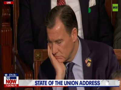 چرت اعضای کنگره هنگام سخنرانی ترامپ