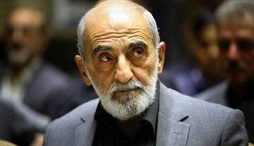 شریعتمداری: ایران باید کشتی هایی را که متعلق به اسرائیل است یا برای این رژیم نفت حمل می کند، مصادره نماید