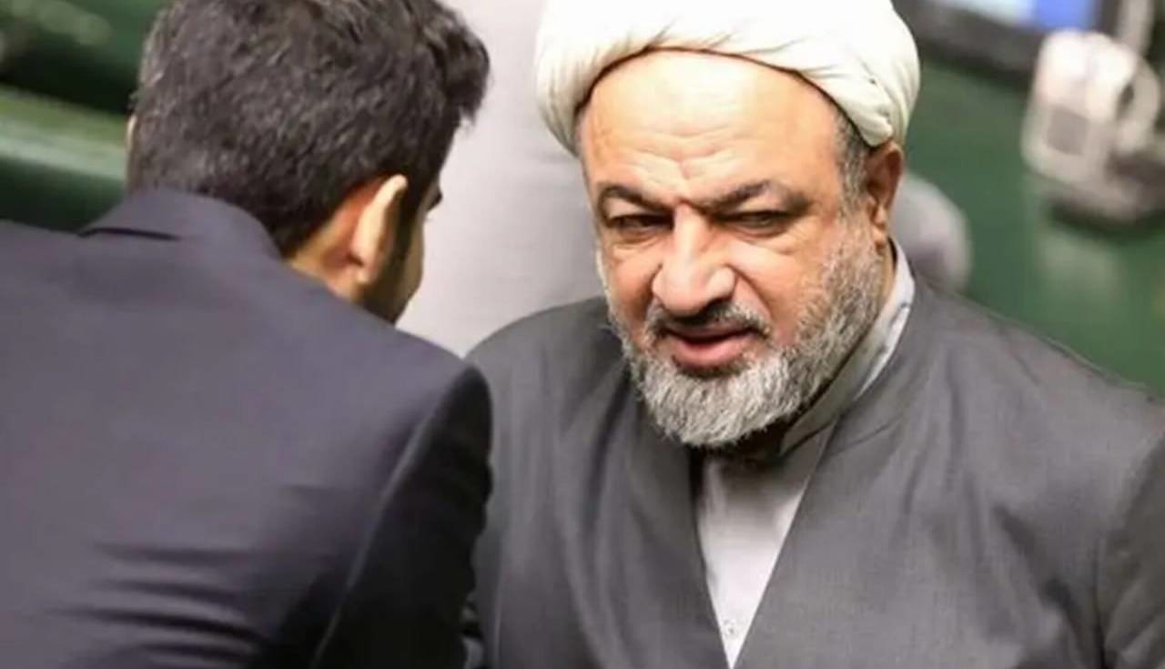 ماجرای فشار تندروها برای بازگشایی مجلس