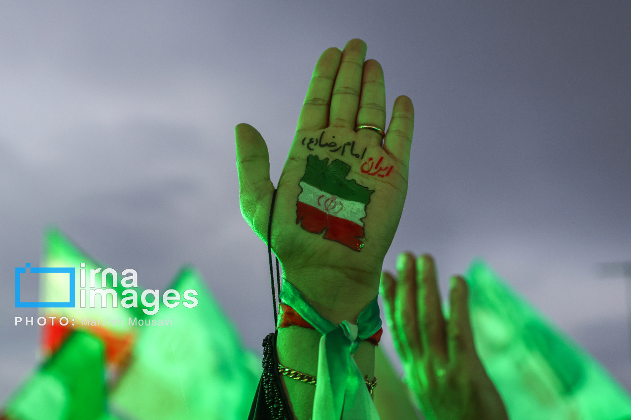 سرمقاله ایران/ ایستادگی برای ایران، تدبیر برای مردم