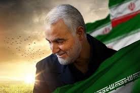 فیلمی از حاج قاسم سلیمانی در عرفه سال ١٣٩٧ در جوار حرم مطهر امام حسین علیه السلام