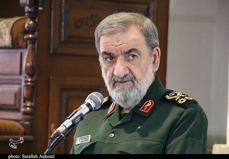 محسن رضایی: به نفع آمریکا است که زودتر حقوق ملت ایران را بدهد