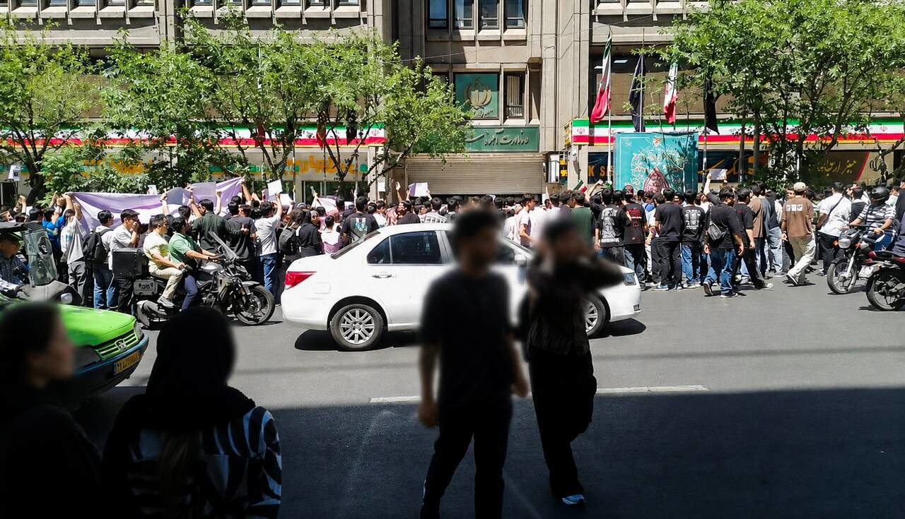 معدل اجباری؛ مدارس با اعتراض به استقبال تعطیلات تابستانی می‌روند