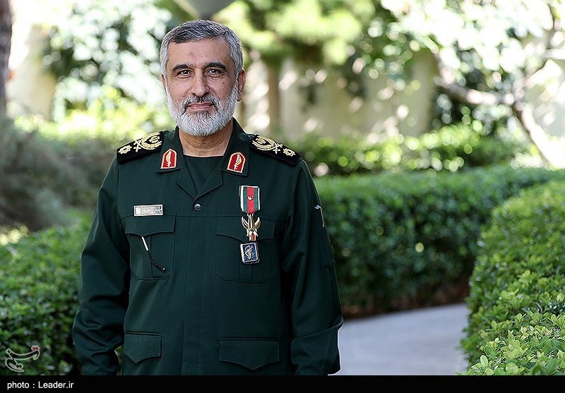 حال‌هوای مزار شهید حاجی‌زاده در اولین سالروز شهادت