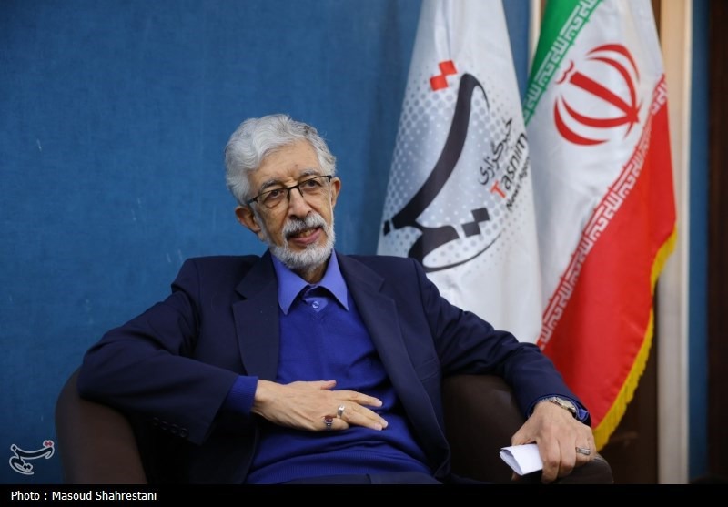 حداد عادل: جهان ملت ایران را در صد و چند شب خدایی تماشا کند