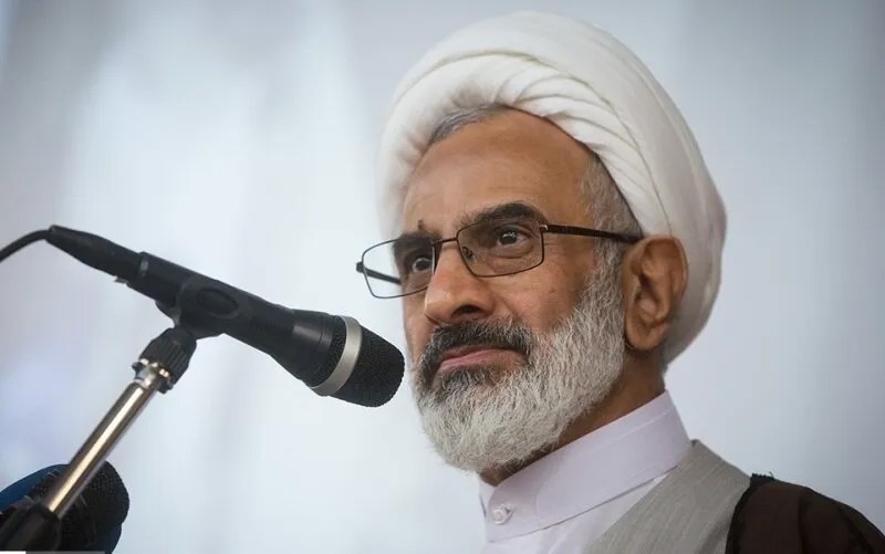 نماینده ولی‌فقیه در سپاه: کسانی که مذاکره‌کنندگان را افراد را خائن می‌خوانند، برخلاف نگاه رهبر انقلاب عمل می‌کنند