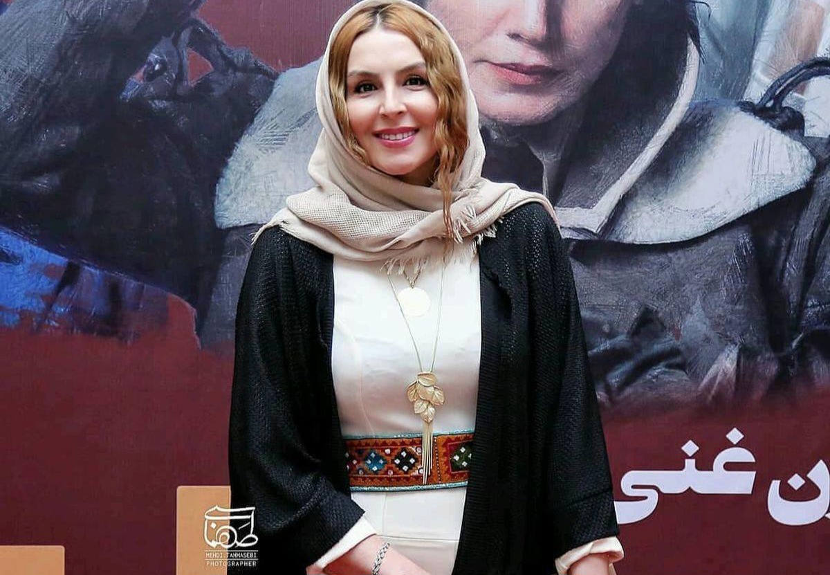 آزیتا ترکاشوند: من متولد ۱۴۰۲ هستم!