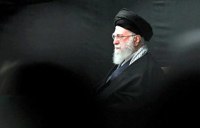 مراسم بزرگداشت امام شهید در مصلی به تعویق افتاد