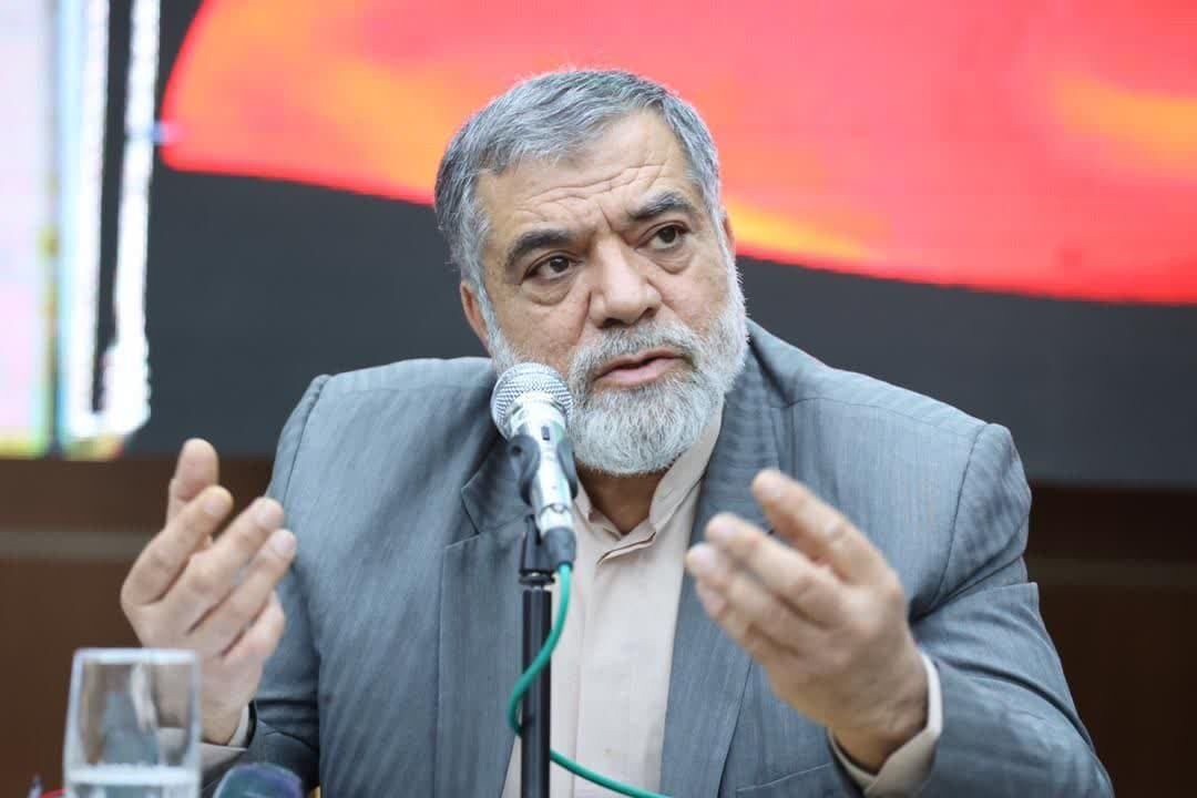 رئیس کمیته دفاعی مجلس: دوقطبی‌سازی ظلم به خادمان نظام است