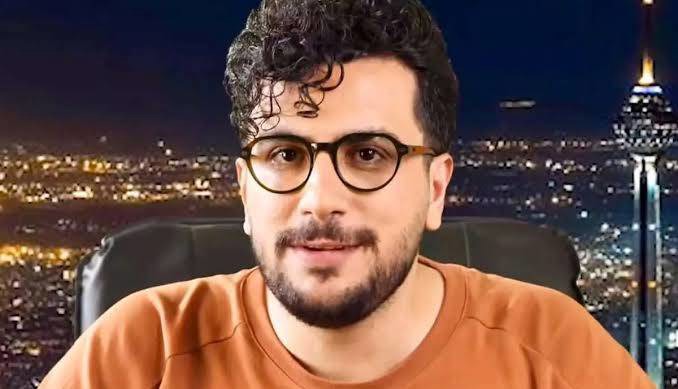 چهره ها/ امیرحسین قیاسی در کنار نصرالله رادش و همسرش