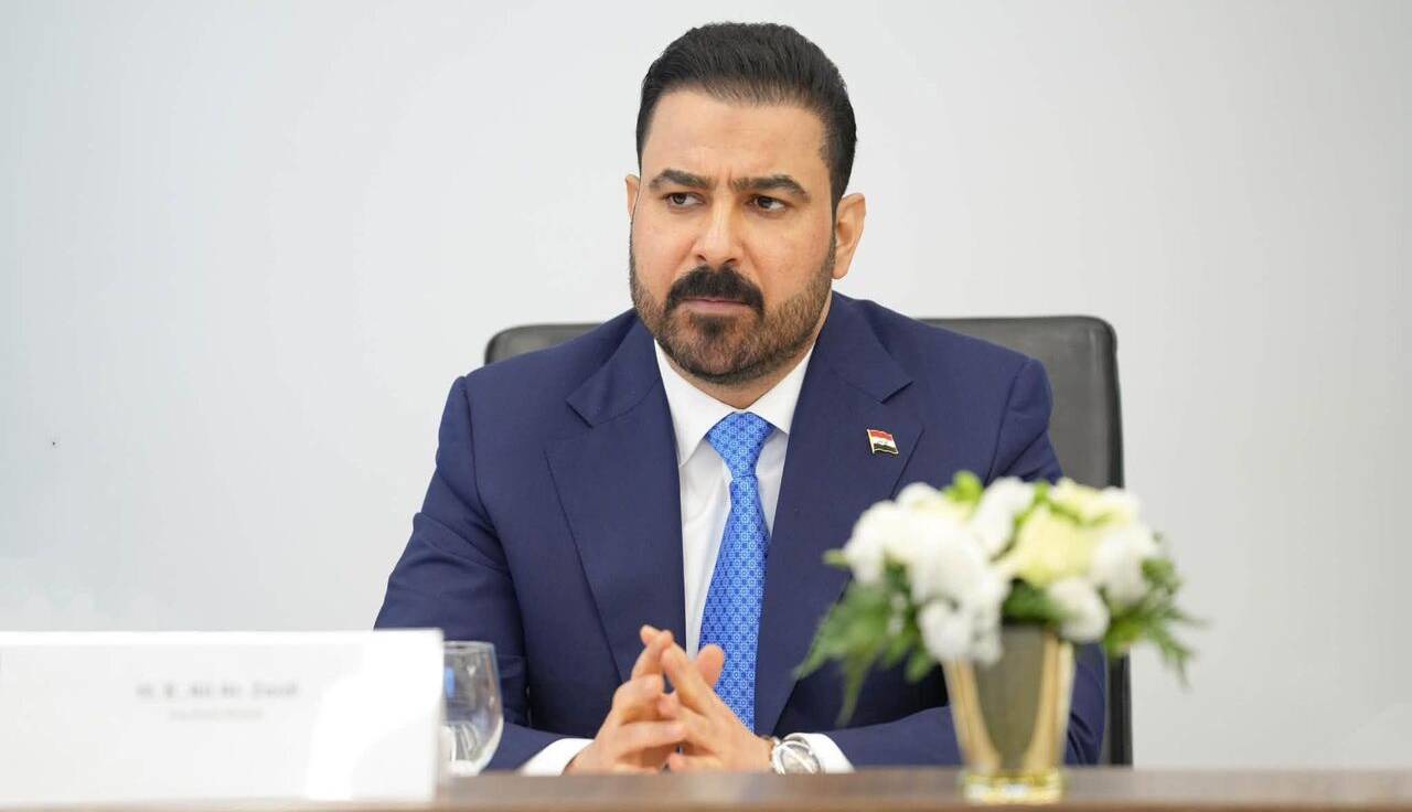 نخست وزیر عراق ضرب الاجل خروج نظامیان خارجی از کشورش را اعلام کرد