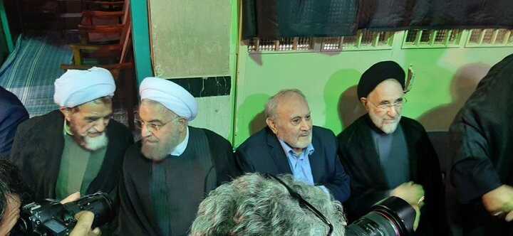 حضور خاتمی و روحانی در مراسم بزرگداشت والده همسر سید حسن خمینی