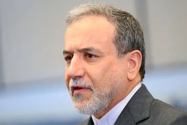 پاسخ تند عراقچی به وزیر خارجه فرانسه